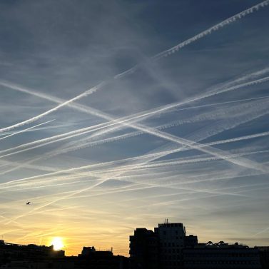 Quand le ciel de Paris perd sa lumière
